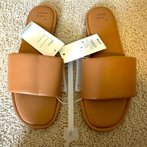 Target a new day brand sandals size 7